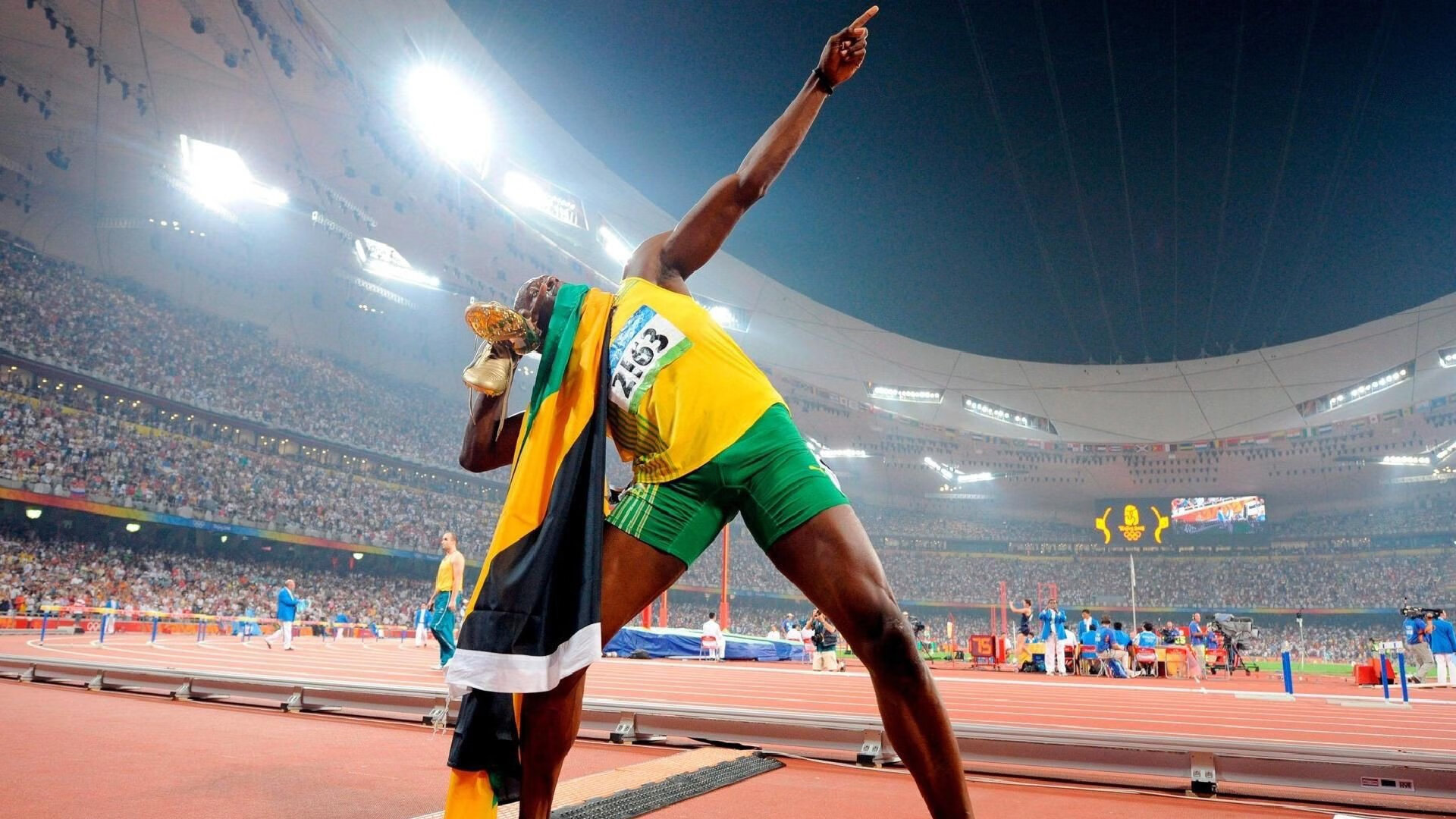 AYX GAMING-叶夫根尼娅·奇库诺娃用实力诠释蛙泳魅力，叶夫根尼·奇吉舍夫