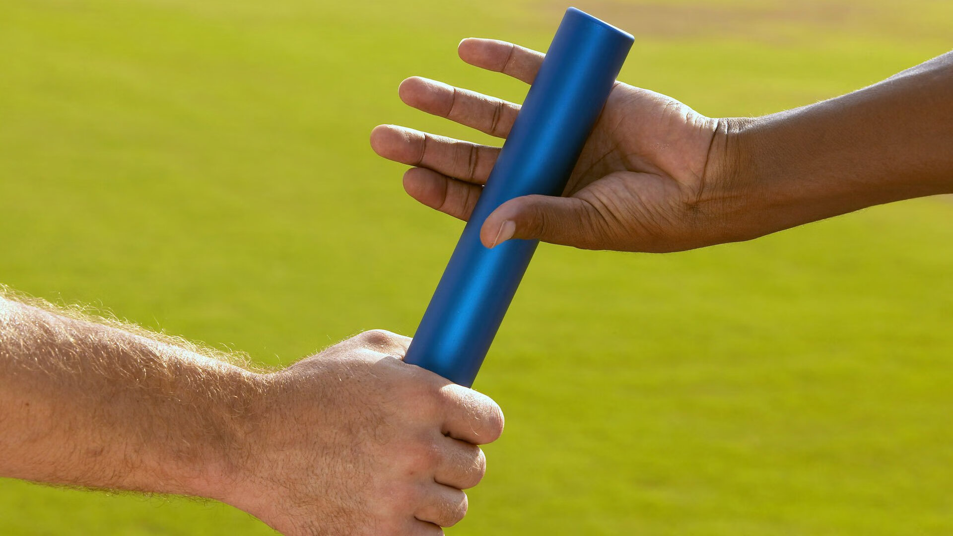 AYX体育官网-教练战术风格与球队文化融合助推战力全面提升，教练技术的战神课程